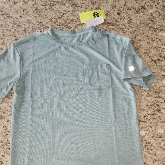 All In Motion Boy's S/S Pocket T-Shirt In Heathered Green Size Small 6/7 NWT - Picture 1 of 9